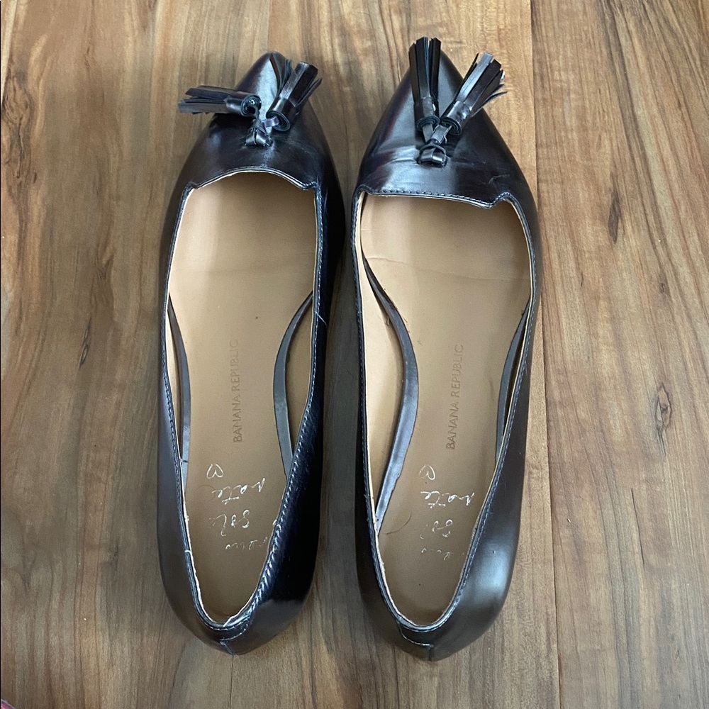 Banana Republic Dark Leather Tassel Loafers